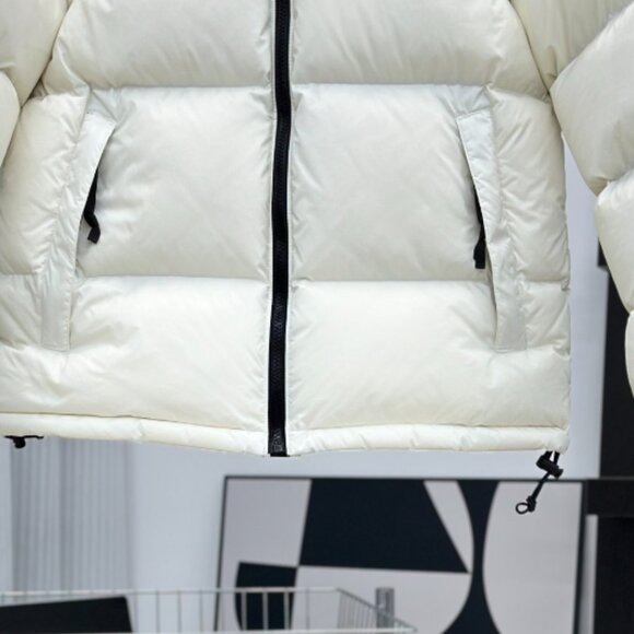 The North Face 1996 Retro Nuptse 700 Fill Packable Jacket - Picture 6 of 6